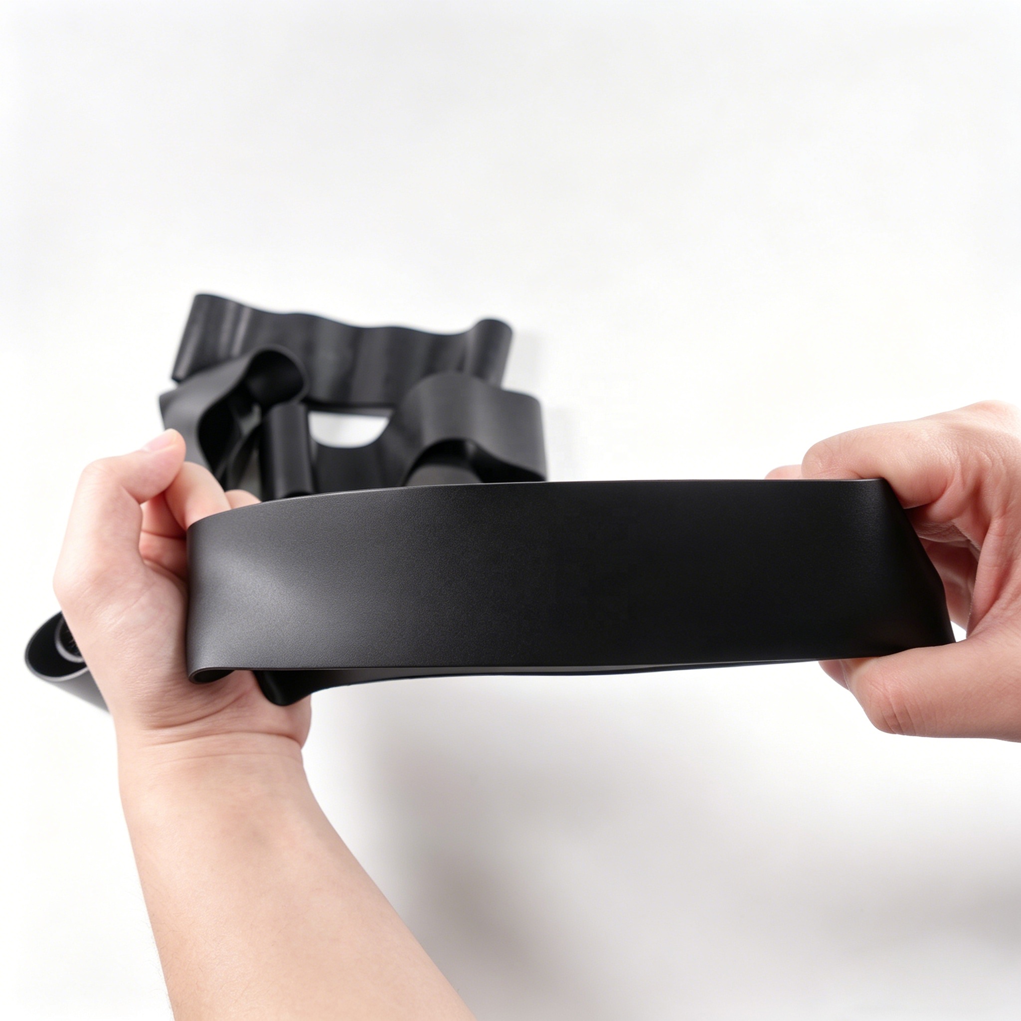 Wide Black Rubber Bands for Warehouse Packing & Trash Bin Securing – Wholesale 4