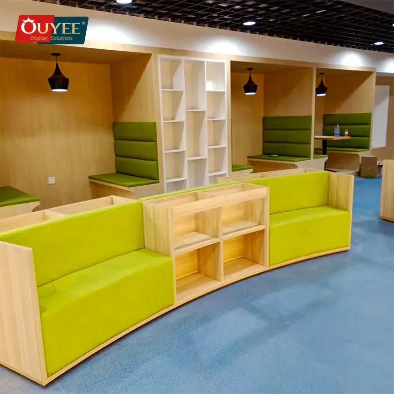 Étagères roulantes en forme d'arbre pour la présentation de livres en librairie et bibliothèque 1