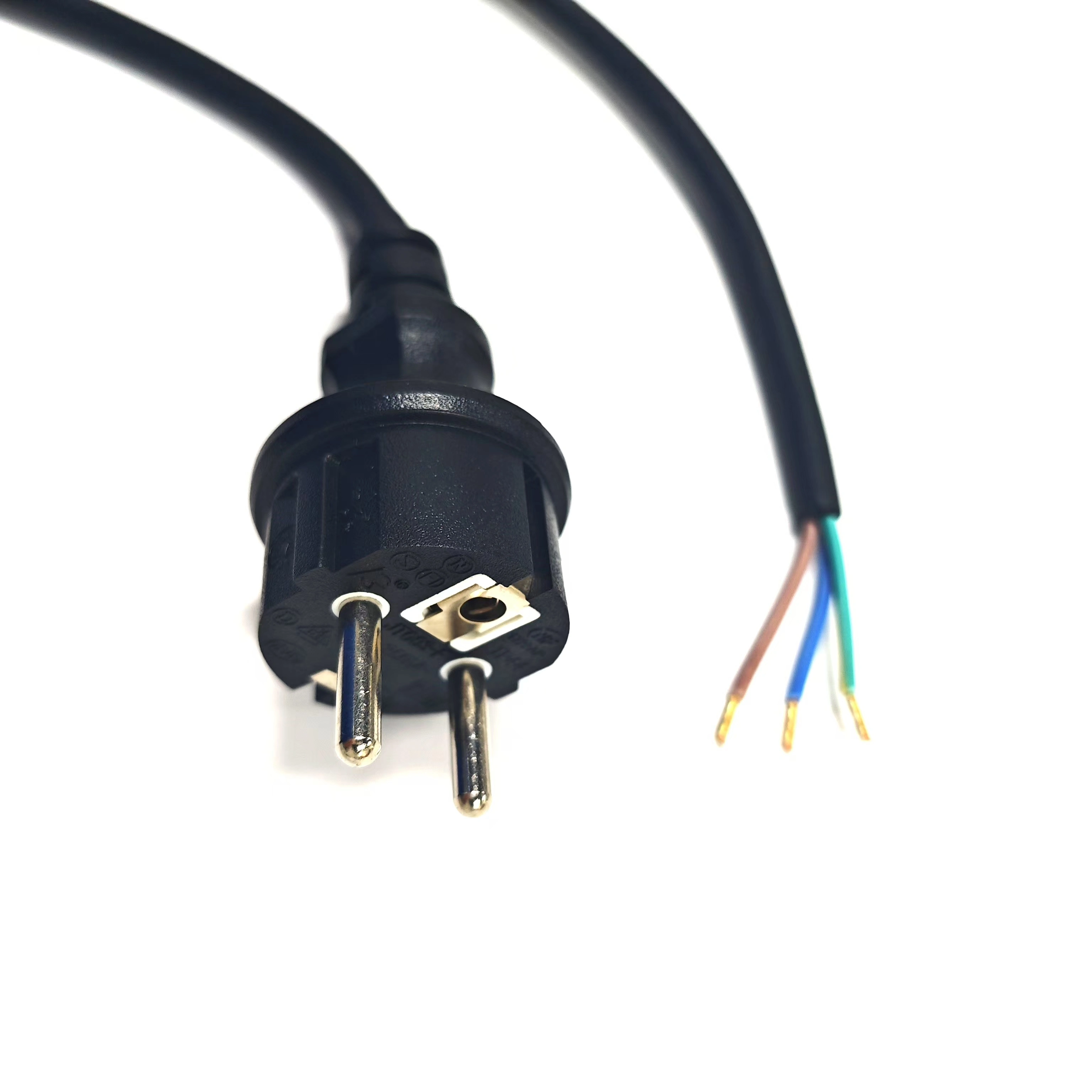 European 3 Pin Socket IP44 Plug AC Power Cable  Extension Cord 1