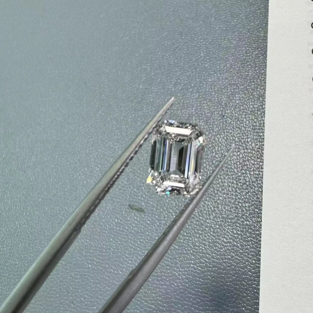 Wholesale Lab Created Emerald Diamond Certified VVS Loose Diamonds 1