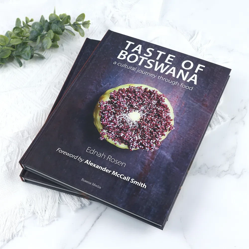 Op maat gemaakte, full-colour recepten kookboek met harde kaft. 1