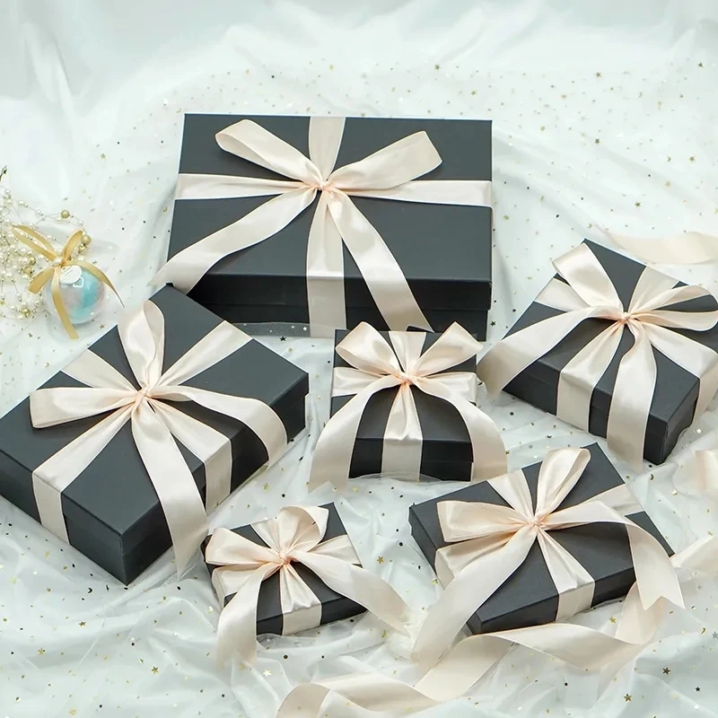 리본 장식이 있는 고급스럽고 우아한 직사각형 종이 선물/보석 포장 상자 1