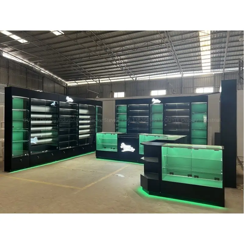 Vitrine personalizada SE1 em madeira e vidro para tabacarias. 1