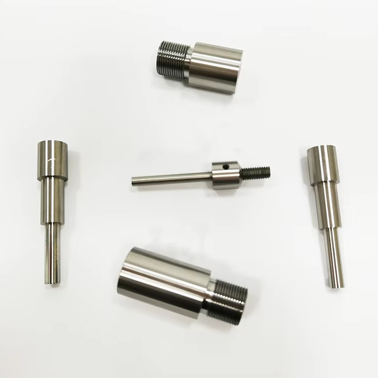 Высококачественное прецизионное изготовление вставок для пресс-форм, услуги ЧПУ-обработки для литья под давлением и сборки пресс-форм. 1