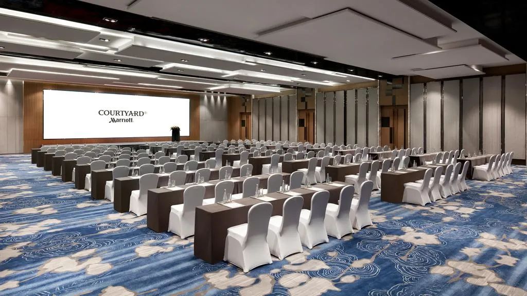 **Moquette in lana ignifuga per hotel e casinò - Personalizzabile** 5