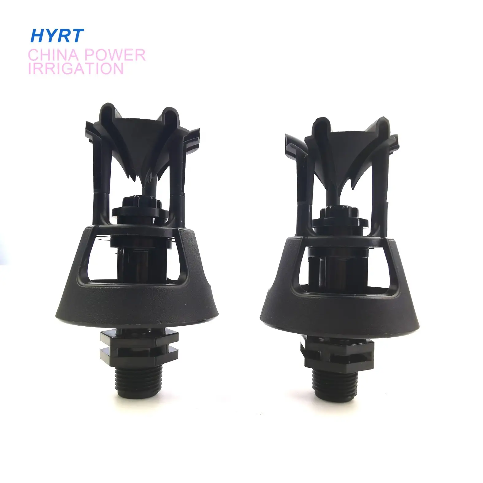 大型旋转式农业喷灌器，适用于农田灌溉 1