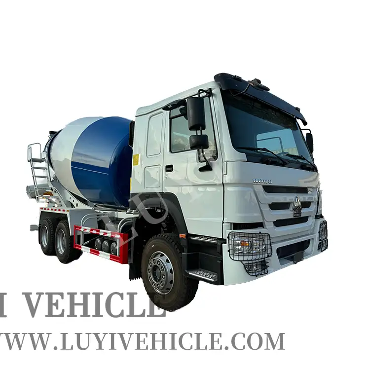 10-18 Cubic Meters Concrete Mixing Transport Tank 1