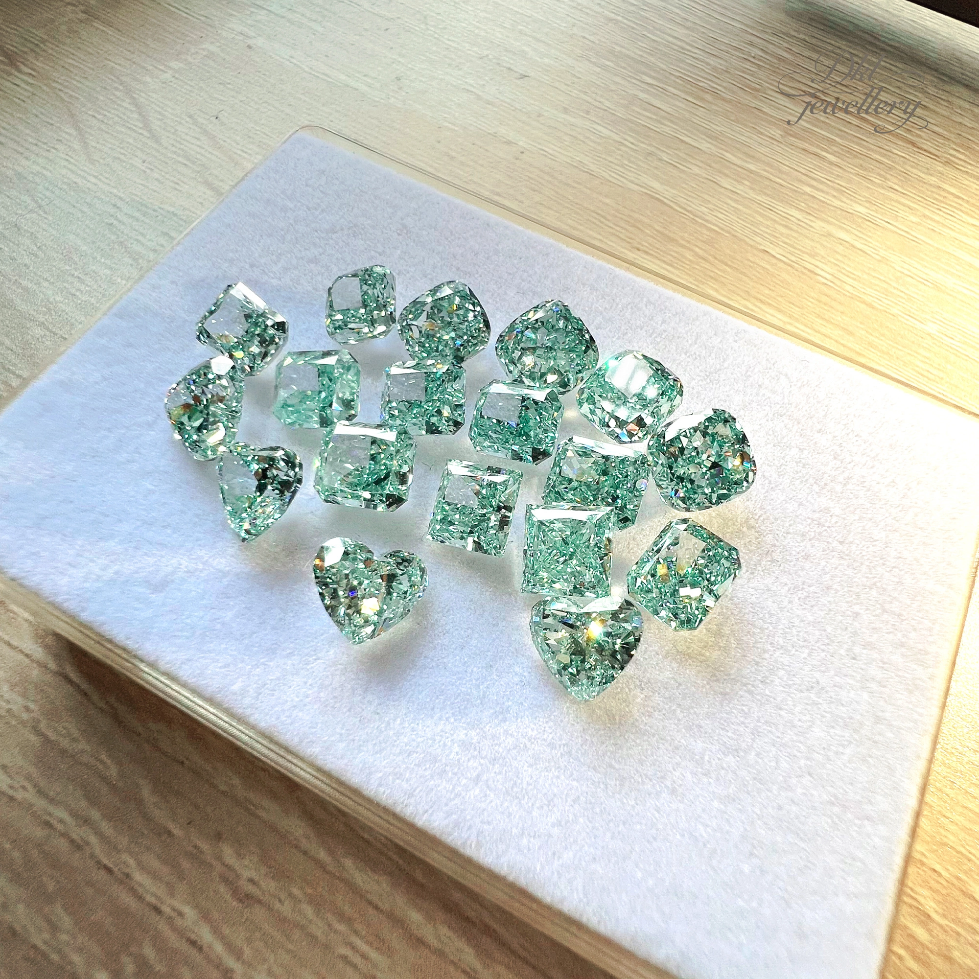 Wholesale Igi Certified 1-5ct Cushion Green Lab Grown Loose Diamonds Vvs/vs Cvd Factory Direct Sales 1