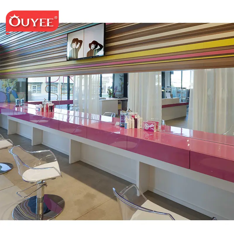 Maßgefertigte Nagel- und Kosmetiksalonmöbel mit Nageltisch und Lackständer 1