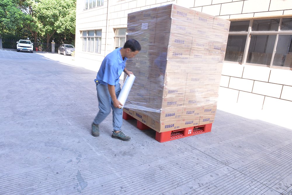 Filme stretch transparente e resistente em LLDPE para transporte e embalagem de cargas. 6