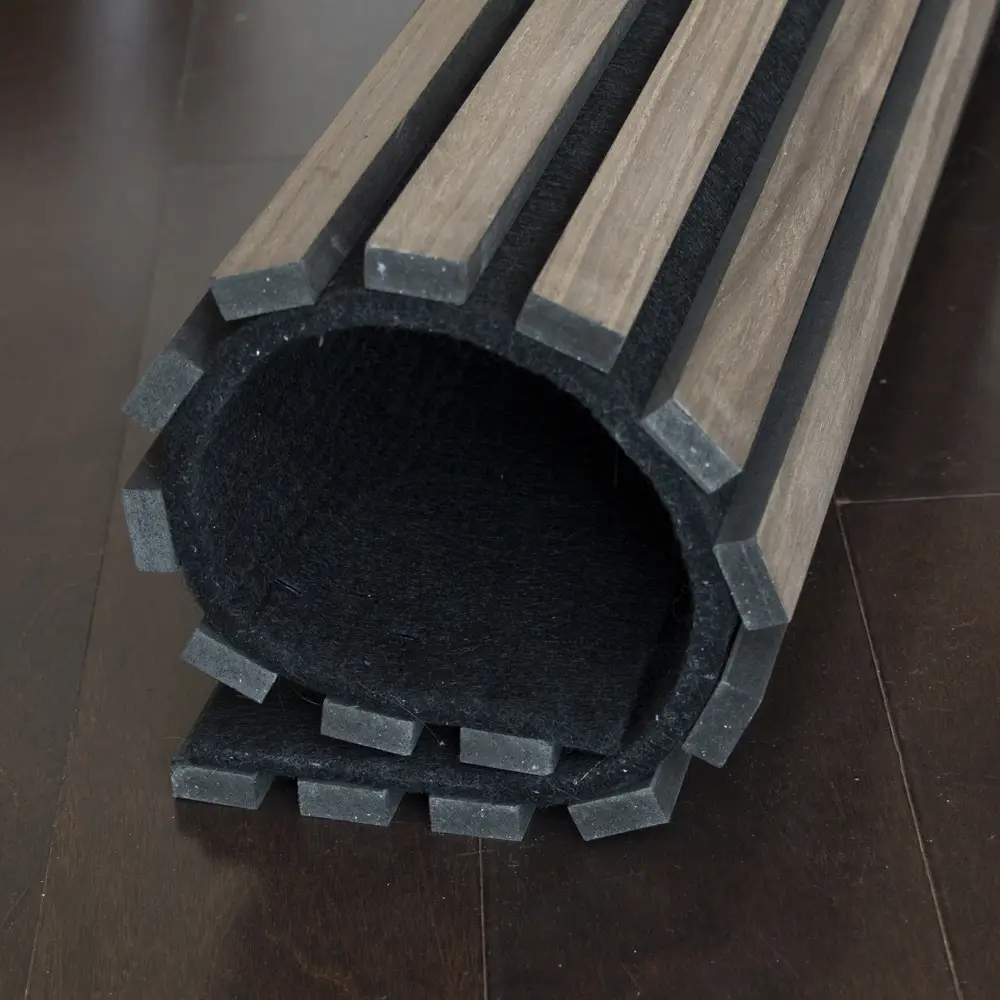 Panneaux acoustiques à lattes en chêne naturel, panneaux muraux en MDF et polyester PET pour studio 1