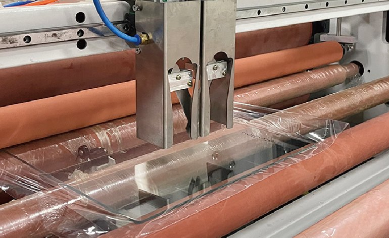 Sanken Glass Sandblasting Engraving Machine PLC Automatic Film Sticking Machine Mirror Sandblaster - Film Sticking Machine and Glass Film Sticking Machine 5