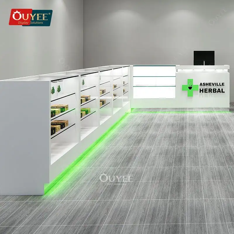 Vitrine de madeira para loja com prateleiras de vidro com LED 1
