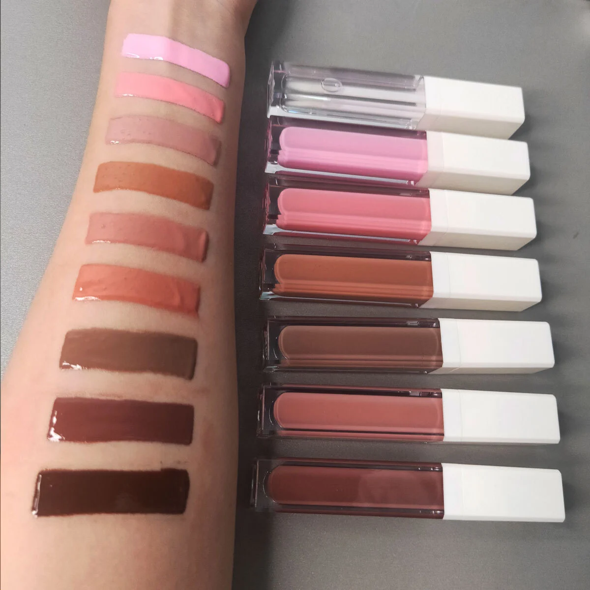 Mlm Custom Makeup New Style Various Colors Pink Lid Lip Gloss Plumper Matte Glossy Neutral Waterproof Private Label Lip Gloss 1