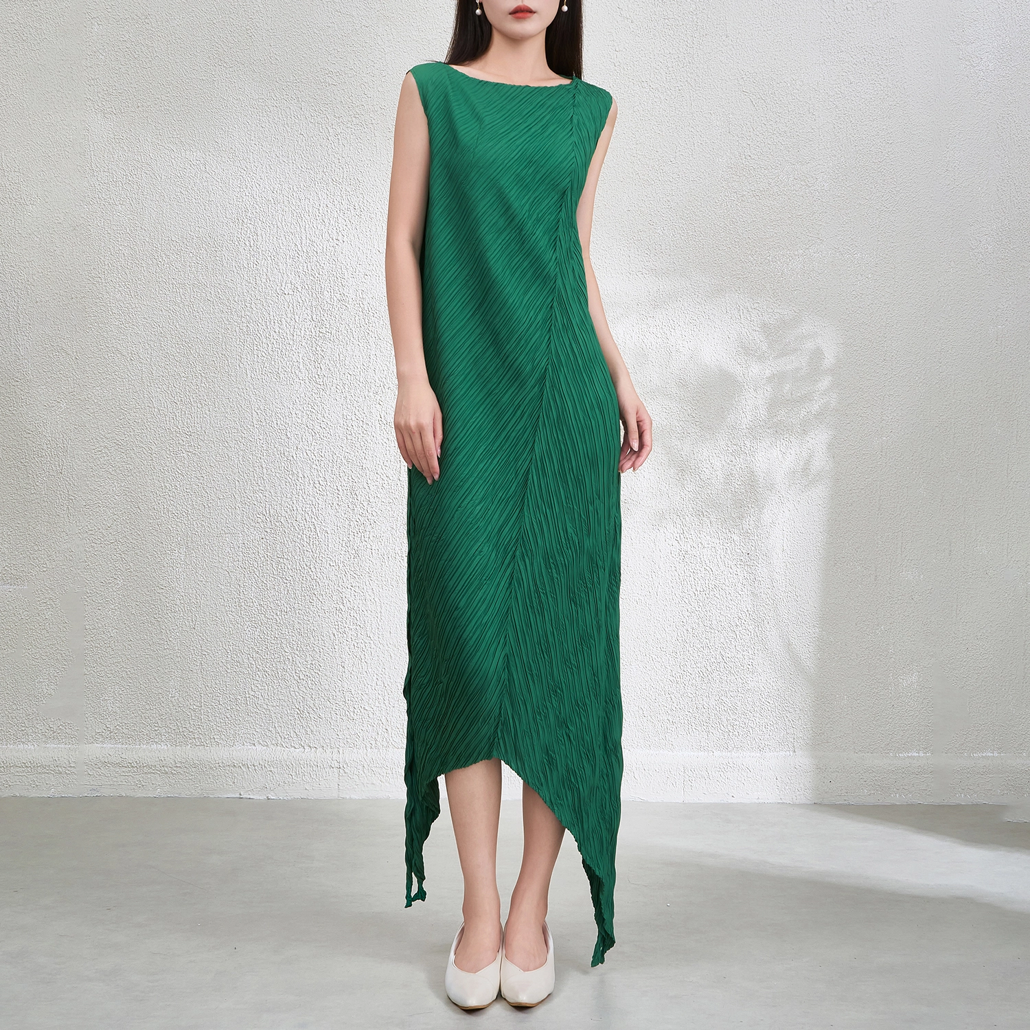 Factory Direct Wholesale Miyake Robe plissée 2025 Été Dernière robe irrégulière décontractée pour femmes 1