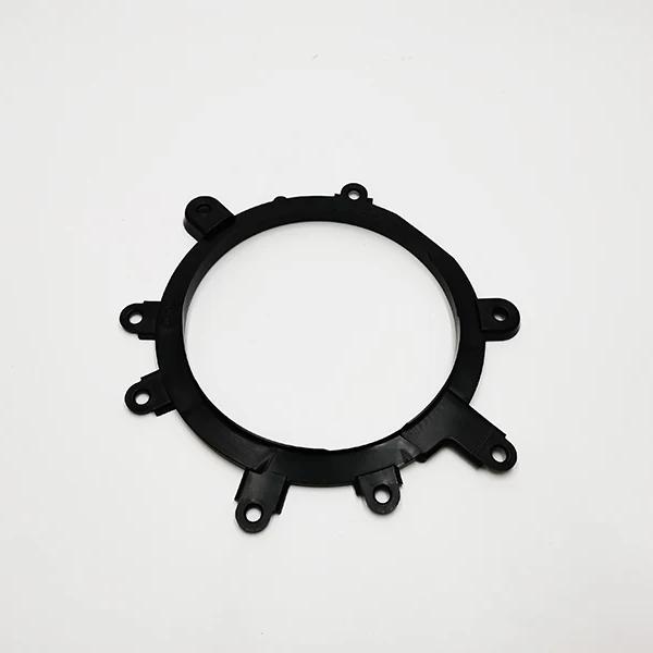 Fabrication de pièces en plastique pour produits de plein air, réalisées en résine pour Garmin. 1