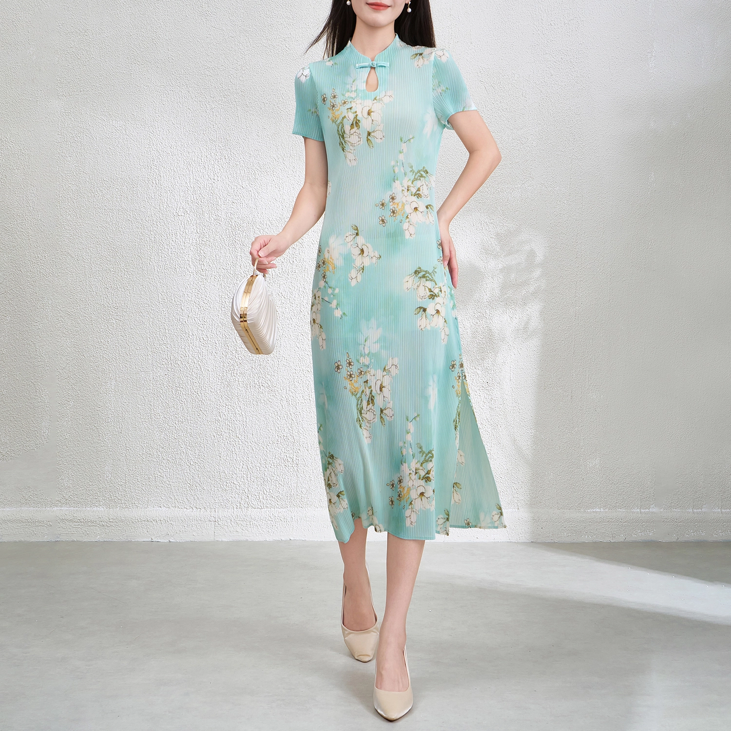 Factory Wholesale 2025 Miyake Pleated Dress High Quality Flowers Print Cheongsam Elegant Style Woman Casual Dress2 1