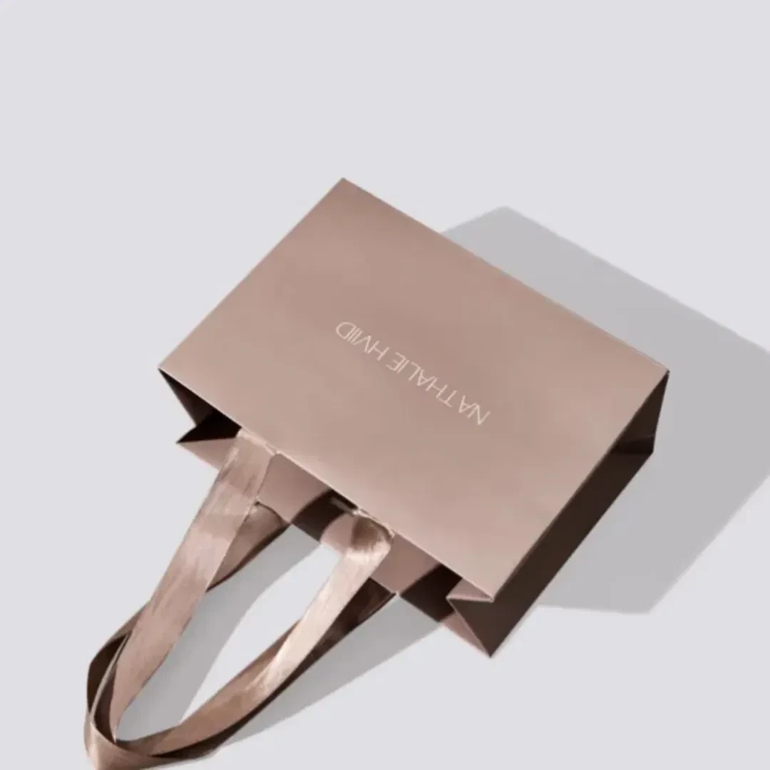 고급스러운 흰색 유광 종이 쇼핑백, 보석 및 화장품용 소매 포장 1