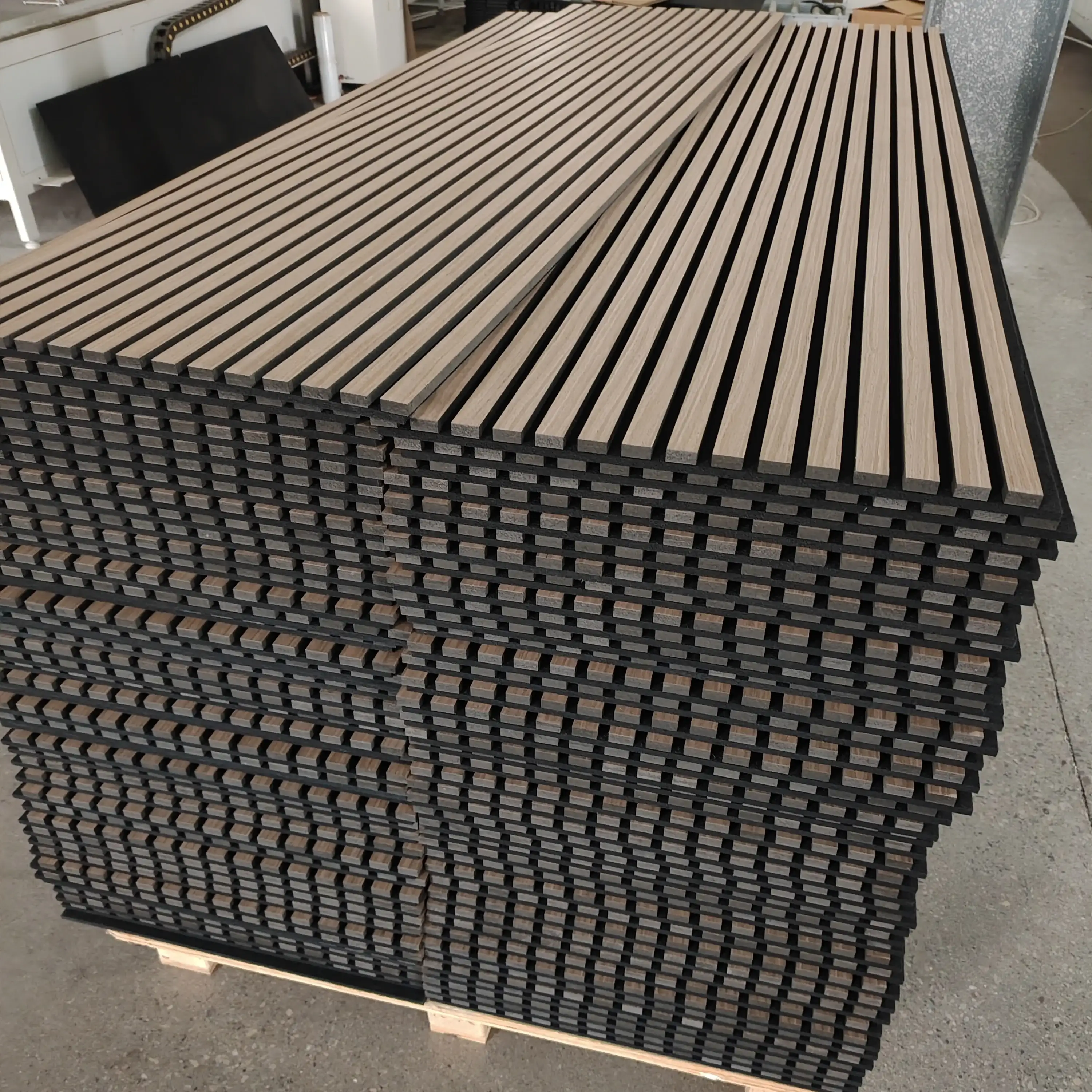 Soundproof MDF Akupanel Wood Slatted Acoustic Felt Wall and Ceiling Panels 1