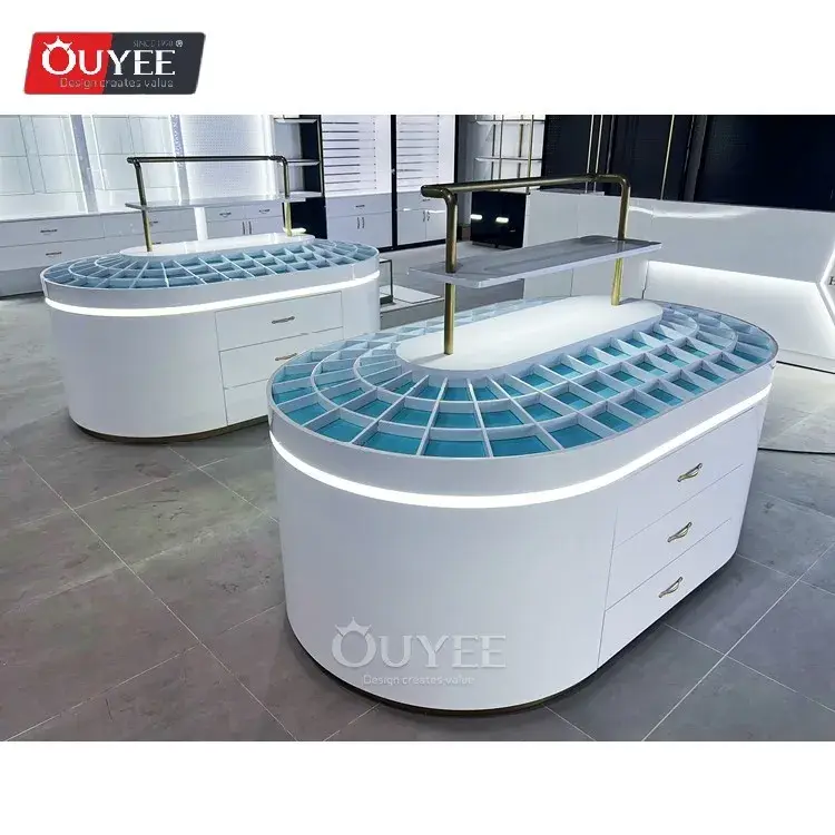 Custom Upright Display Case​ by Ouyee 4