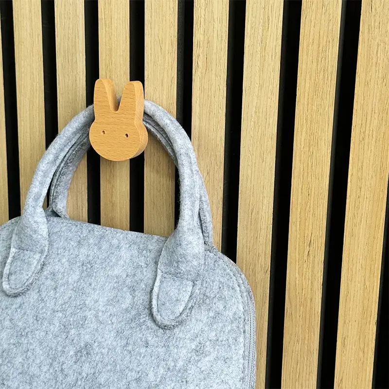 Houten lattenpaneelhaken voor Akupanel-accessoires met schroefbevestiging 1