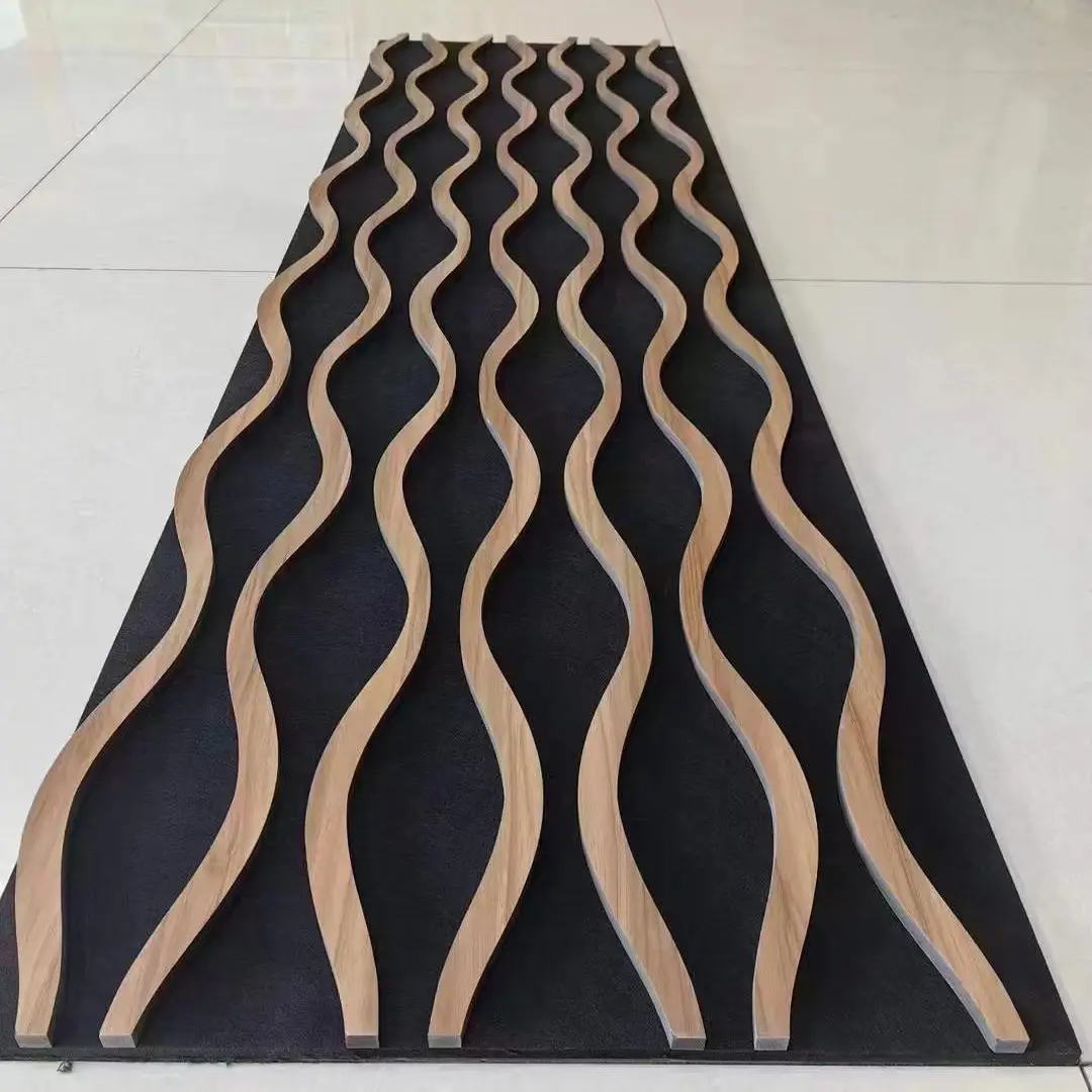 Akoestische houten lamellenpanelen met 3D-ontwerp voor ziekenhuizen, sportscholen, woningen en buitenruimtes. 1