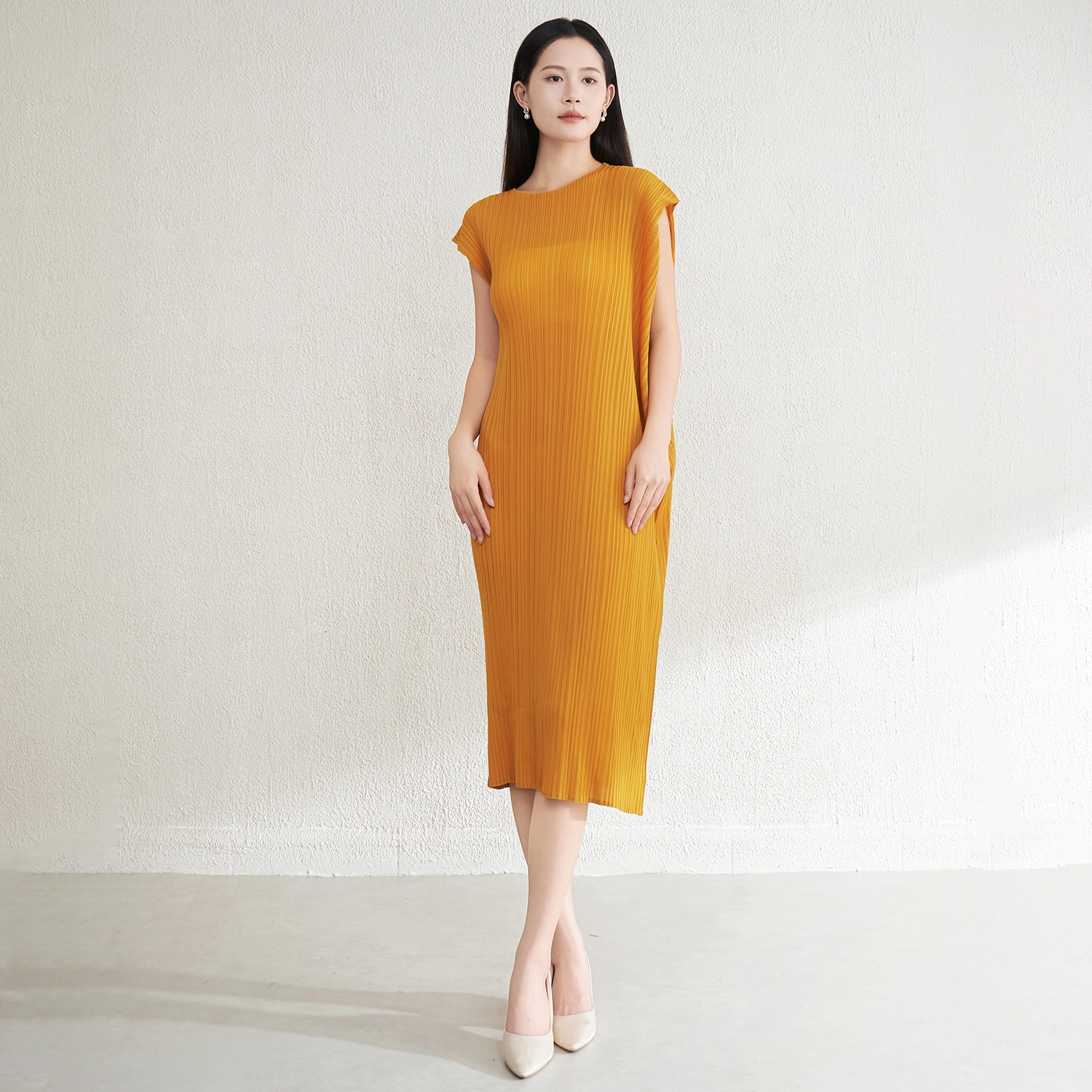 Hochwertiges Sommer-Miyake-Plisseekleid Fabrikdirekt Slim Fit Casual Polyesterkleid 1