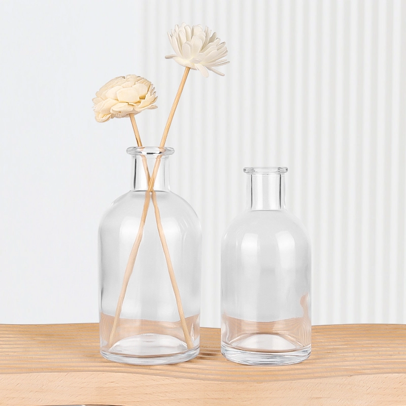 انتشار فعال للعطور في زجاجات زجاجية معزولة جوياً 1