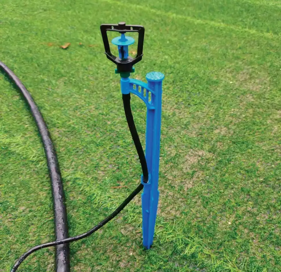 农业温室喷雾微型喷灌套件，含支架和软管 1