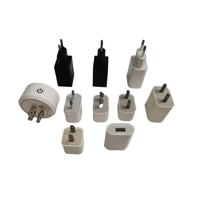 Pièces moulées par injection sur mesure de haute qualité pour chargeurs électroniques en plastique pour Apple 1