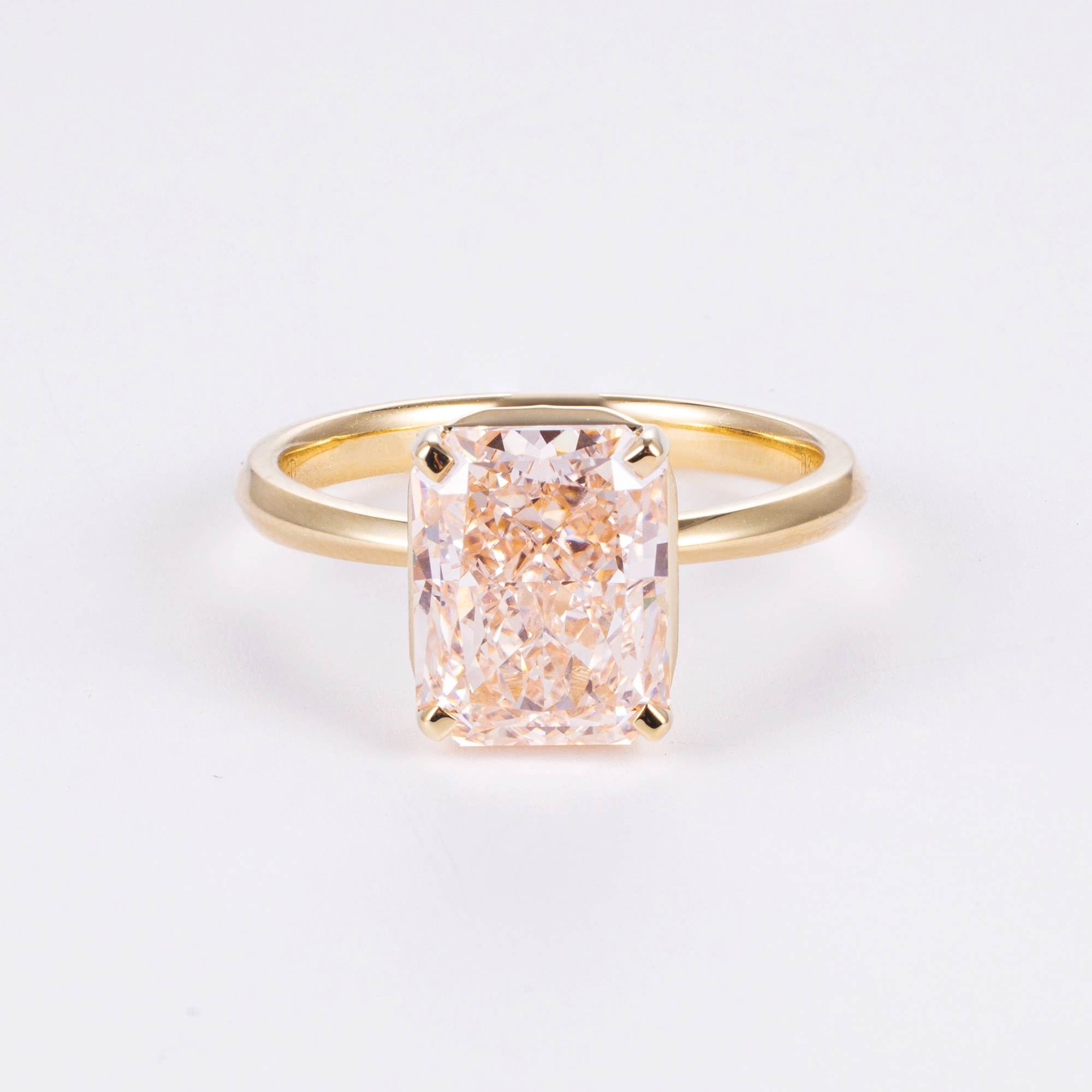 Igi Certified 1-5ct Cushion Fancy Lab Grown Diamond Ring 18k Gold Eco - Friendly Wedding Gift Direct From Source Factory 1