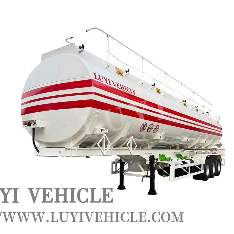 Semirremolque cisterna de agua de 3 ejes y 45.000 l 1