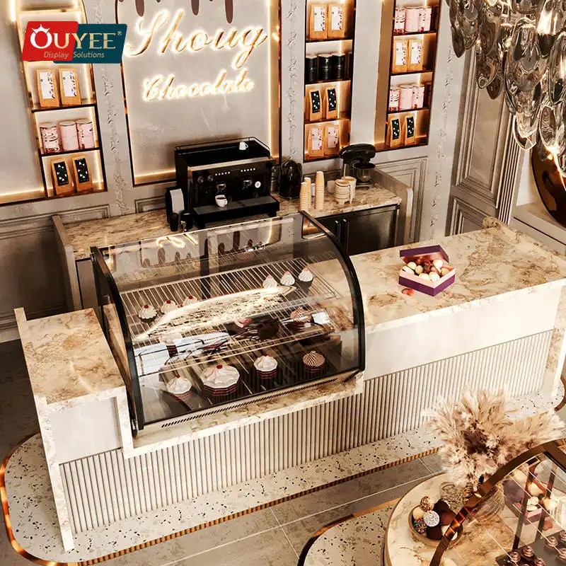 Vetrina in legno per negozio di caramelle e cioccolato, con scaffale espositivo. 1