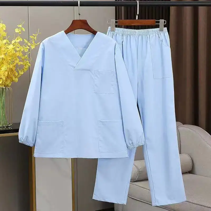 Conjuntos de uniformes médicos personalizados para enfermeras y cuidadoras. Conjuntos de uniformes médicos OEM. 1