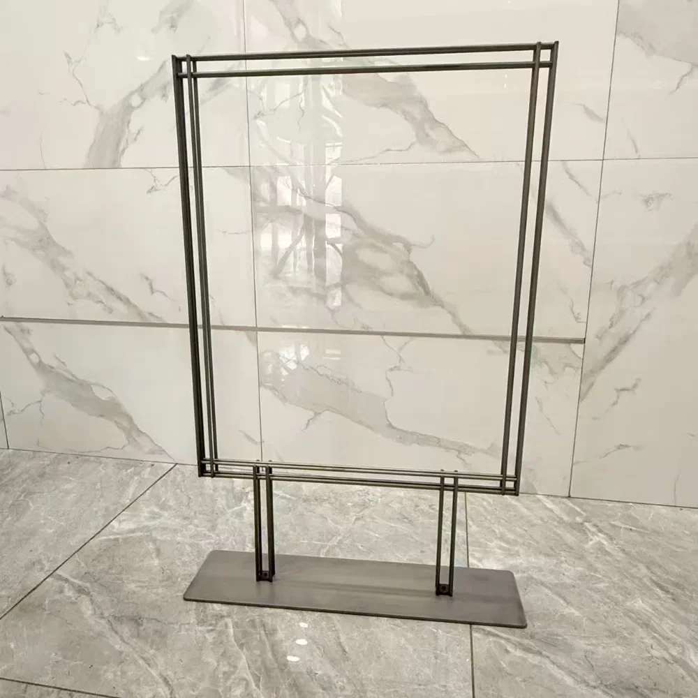 Expositores metálicos para supermercados e soluções de prateleiras para exposições. 1