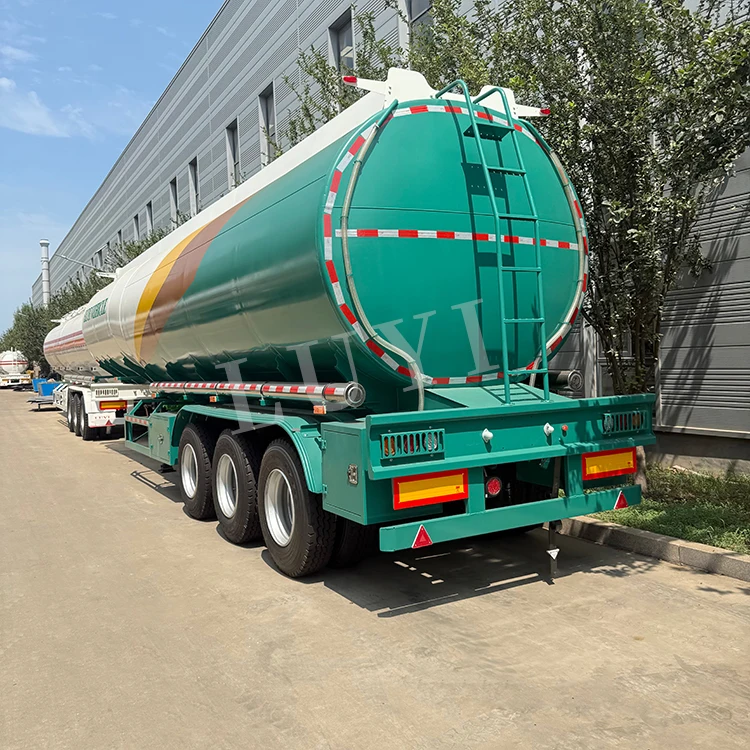 Camión cisterna de combustible de 3 ejes de alta calidad con capacidad para 40.000-60.000 litros 3