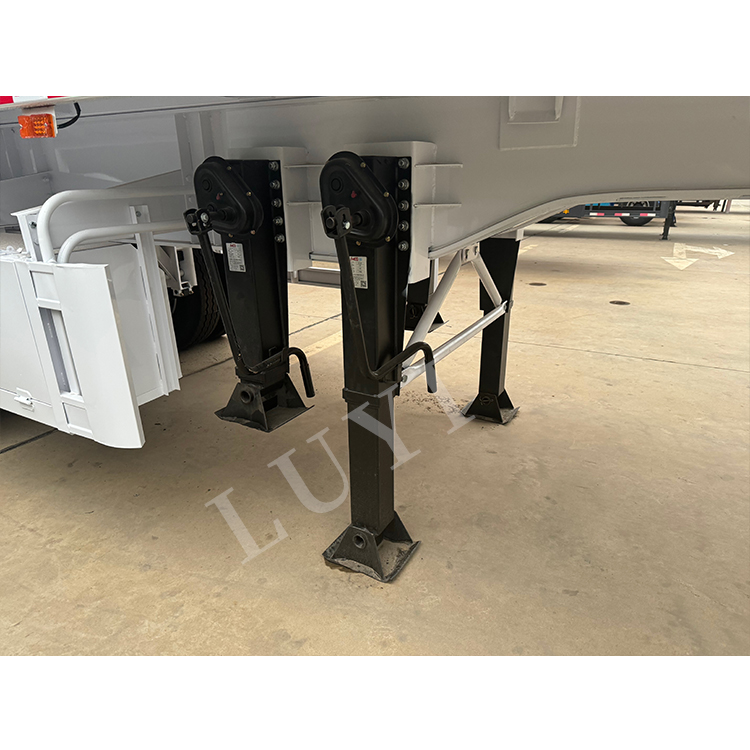 3 Axles Hydraulic Cylinder Rear Dump Trailer | LUYI 5