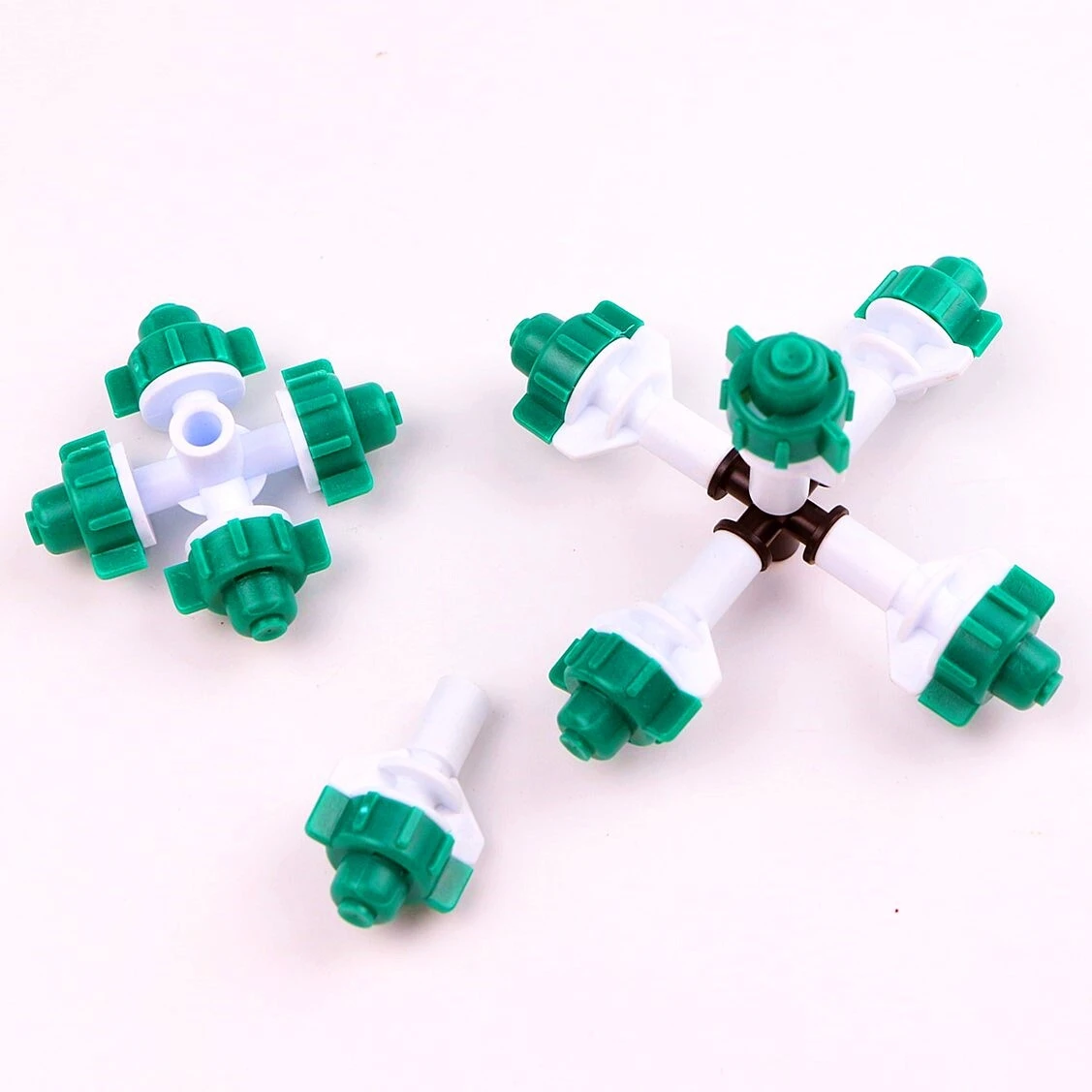 Plastic 4-Head Atomizing Micro Sprinkler Nozzle, Greenhouse 1
