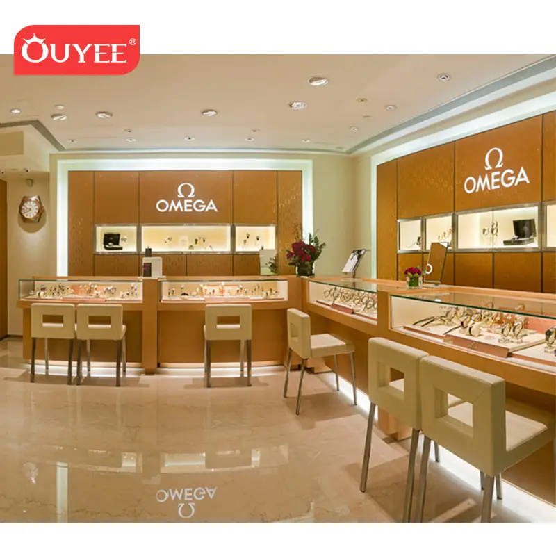 Maßgefertigte Uhrenvitrine &amp; Armbanduhren-Schrank 1