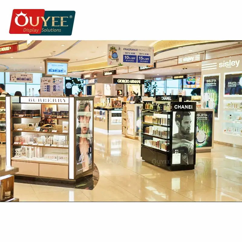Vetrina espositiva per profumi su misura, ideale per negozi. 1