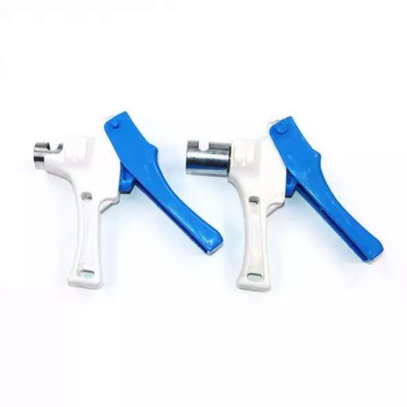 用于农业灌溉的节水软管打孔器 1