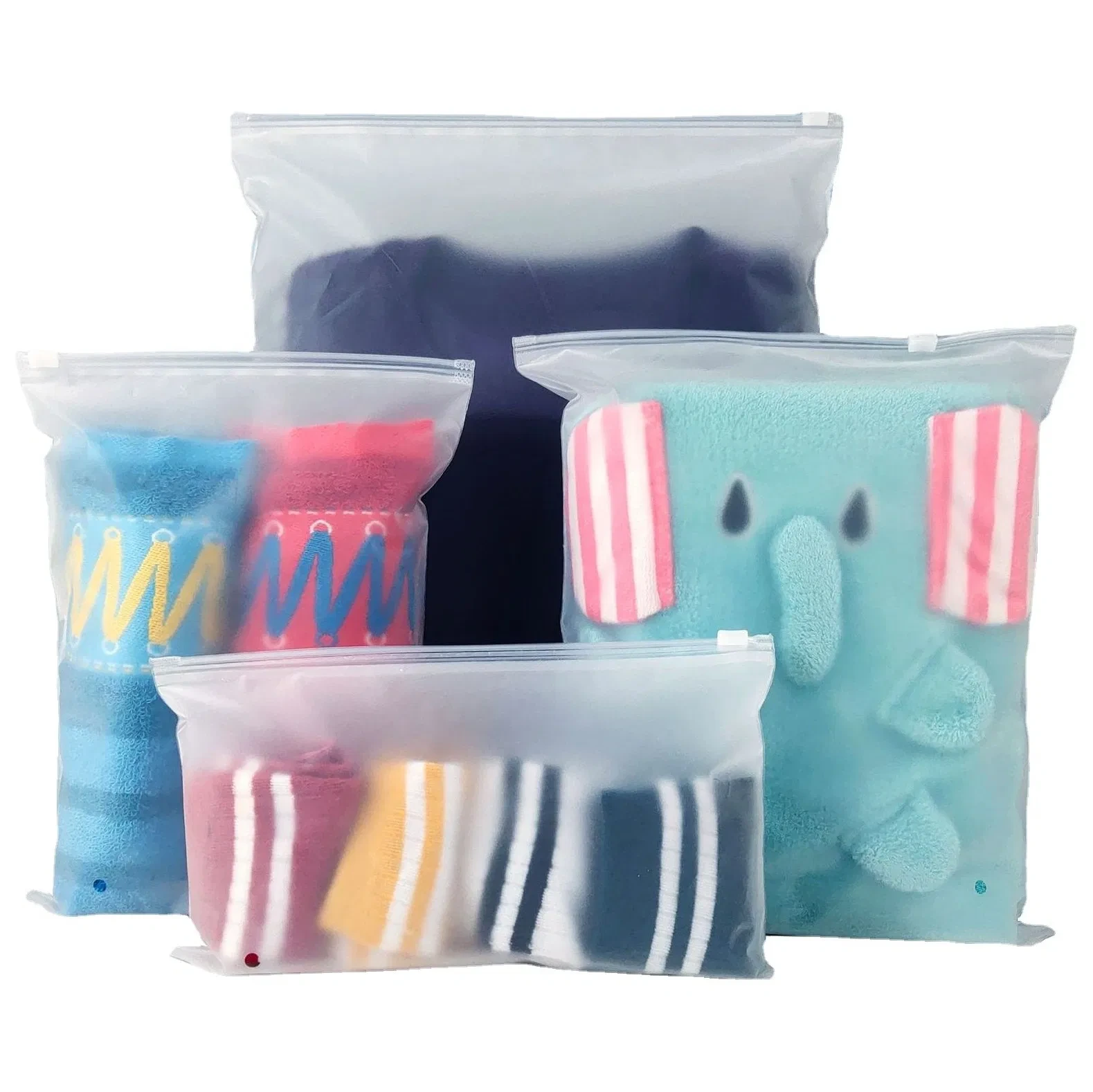 Пластиковый пакет с застежкой-молнией для упаковки одежды из матового CPE. 1