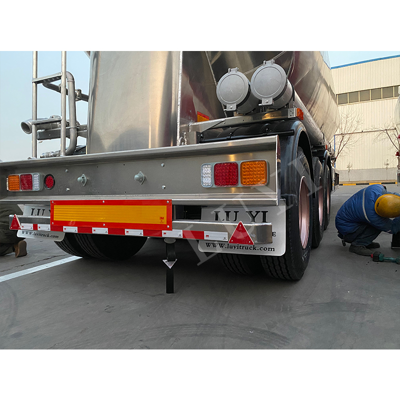 Semirrailer de transporte de polvo | Luyi 6