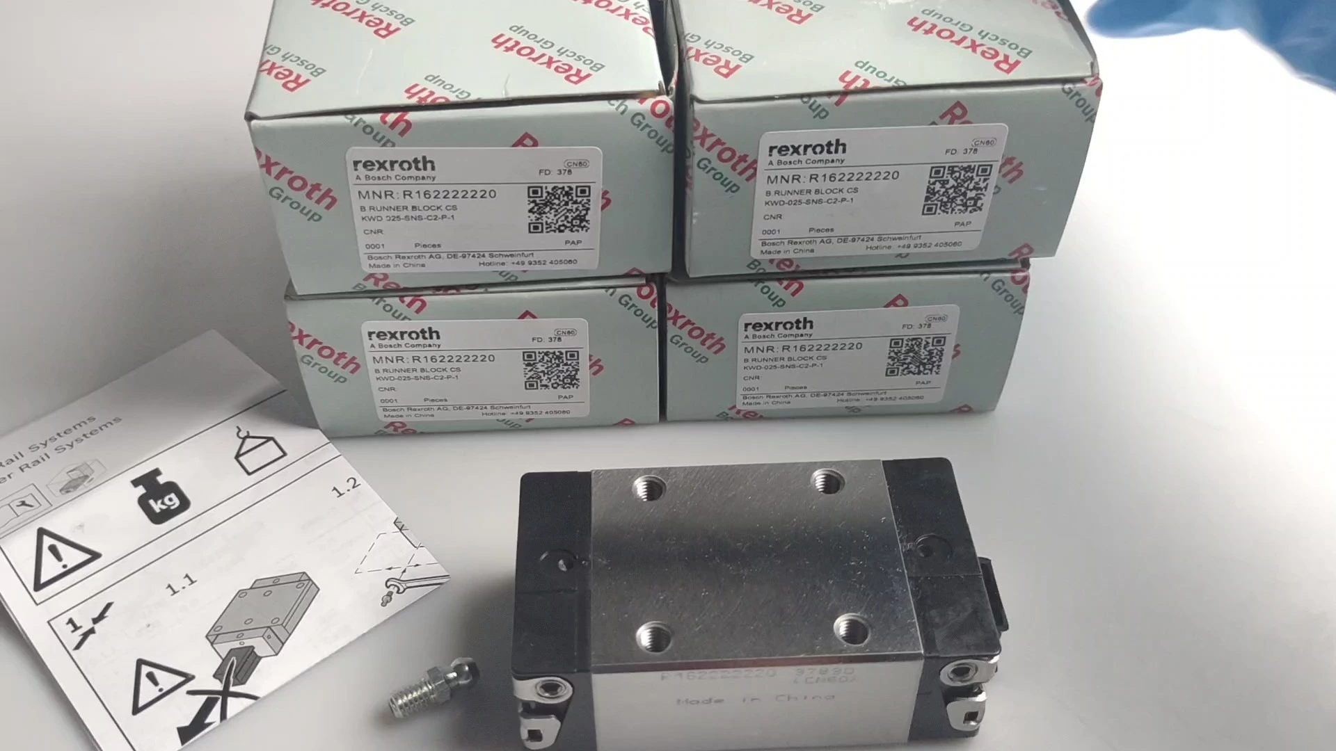 Rexroth R162222220 Linear Guideway - Precision Ball Rail System 1