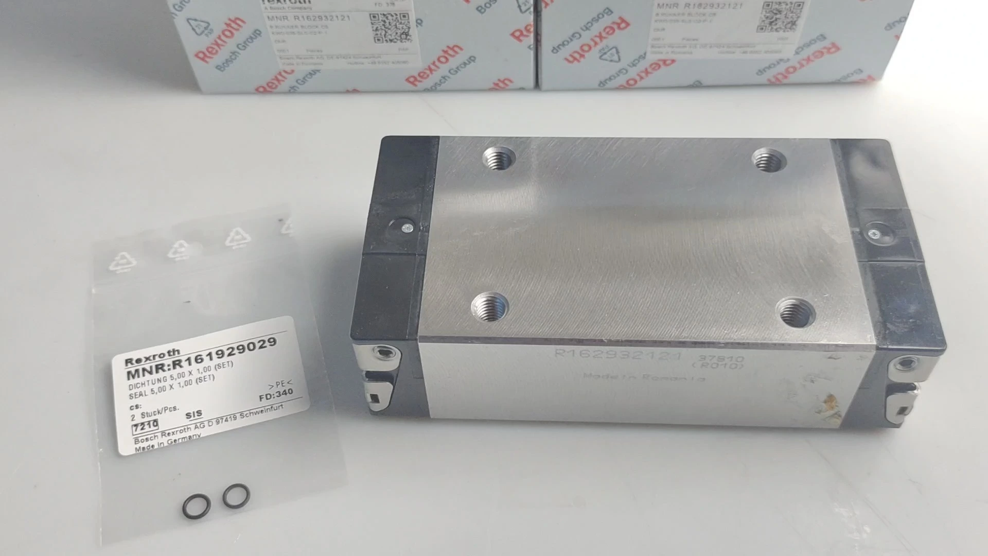 Rexroth Linear Guide R162932121 | Ball Rail System for High-Precision Automation 1