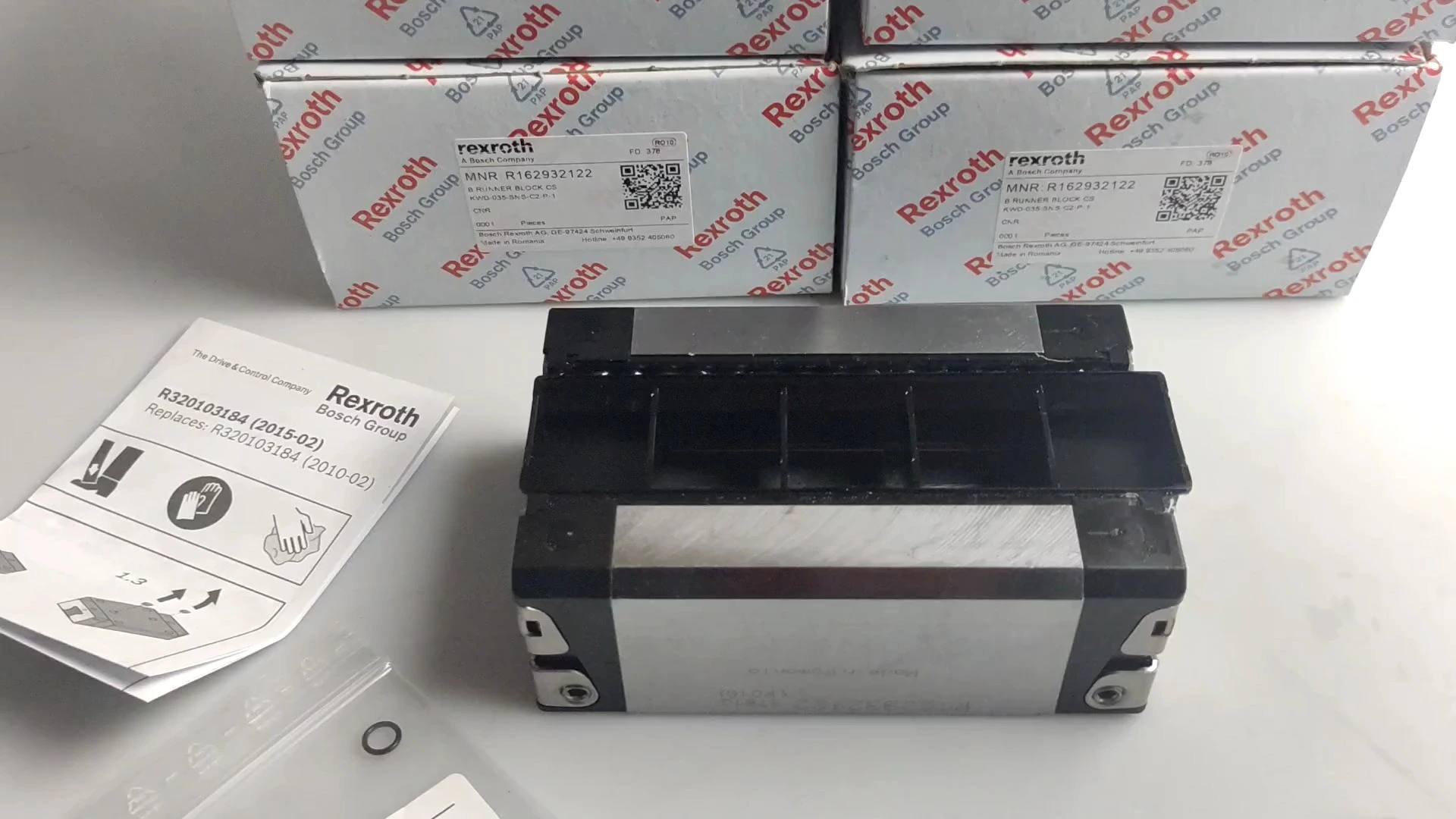 Rexroth R162932122 BALL RUNNER BLOCK 1