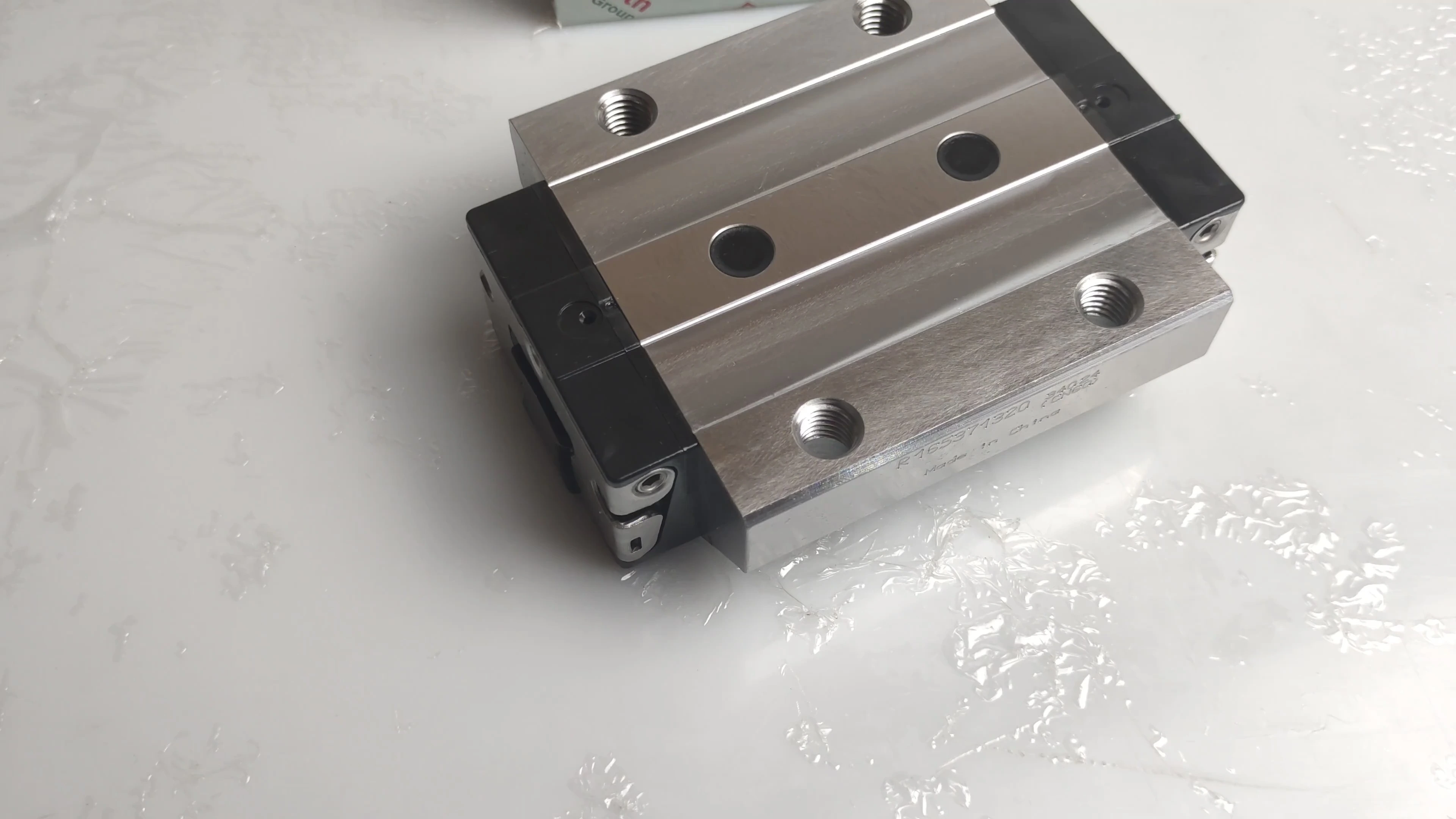 BALL RUNNER BLOCK CARBON STEEL KWD-030-FLS-C1-H-1 1