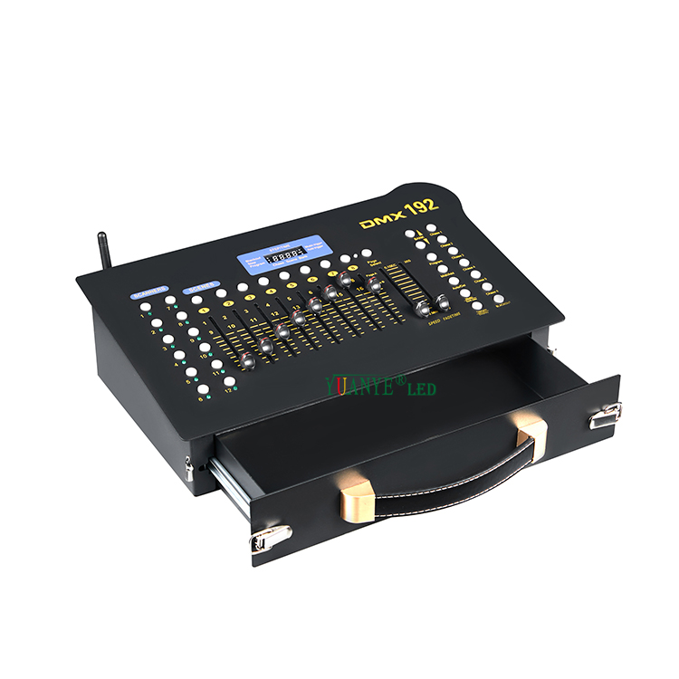 高品質のワイヤレスDMX512コントローラープラグインパワー192チャンネルステージライトDMXコンソールYY-DMX015 8