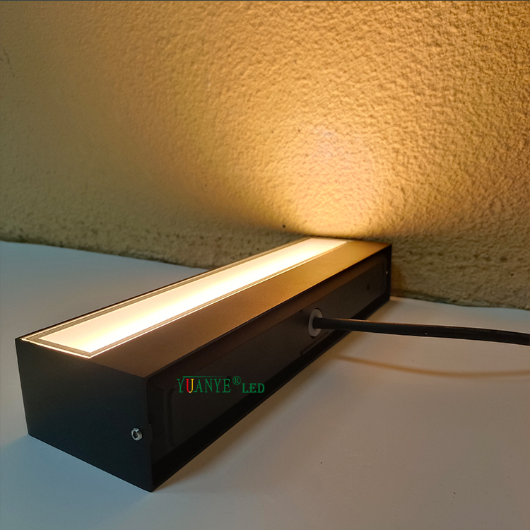 Yuanyeled Head Single Modern Waterproof Outdoor Long Strip LED Wall Lampu RGB RGBW IP65 LIGHT LIGHT YY-BDL011 7