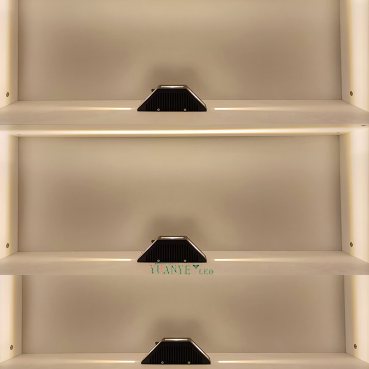 IP65 LED CORRIDOR MUR LEUR 5 * 360 ° lampe à décoration RGBW de la tête à demi-lune vers le haut ou vers le bas yy-bdw010 13